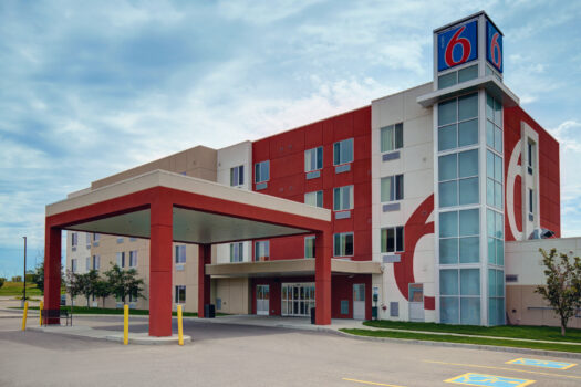 12 Motel6 Airdrie5722 Exterior 1