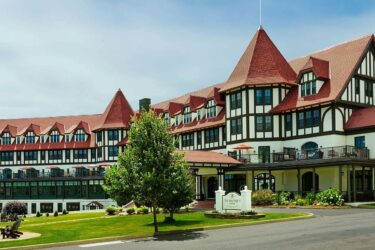 Summer exterior the algonquinresort